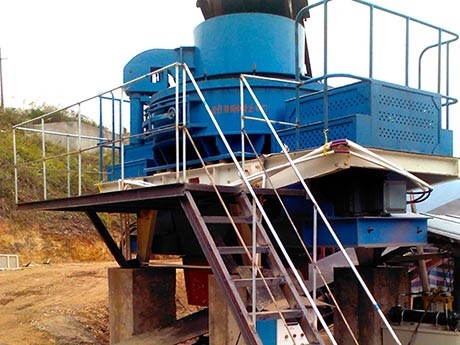石頭制沙機(jī)國家允許嗎？建一個(gè)人工砂廠需要多少錢？（附機(jī)制砂生產(chǎn)線配置）