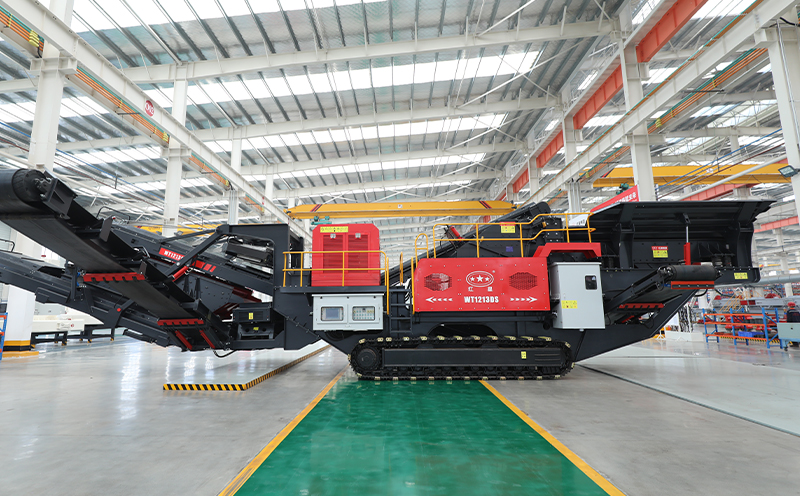 履帶式移動(dòng)破碎站