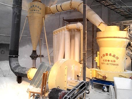 膩?zhàn)臃勰シ凵a(chǎn)用什么設(shè)備，一套做膩?zhàn)臃蹤C(jī)器多少錢