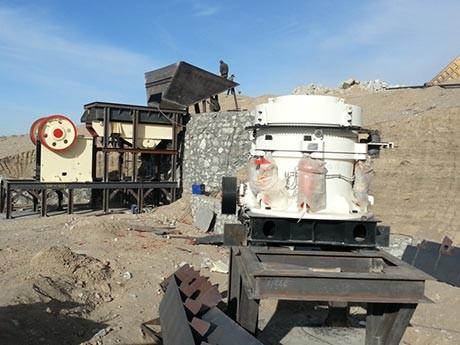 時(shí)產(chǎn)250噸的鐵礦石破碎機(jī)有哪些規(guī)格型號(hào)，價(jià)格多少