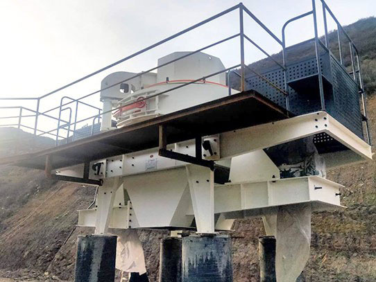 VSI立軸沖擊式破碎機(jī)工作原理、結(jié)構(gòu)圖，該機(jī)怎么調(diào)出料大小