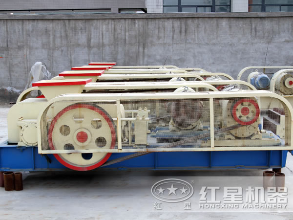 對(duì)輥破碎機(jī)