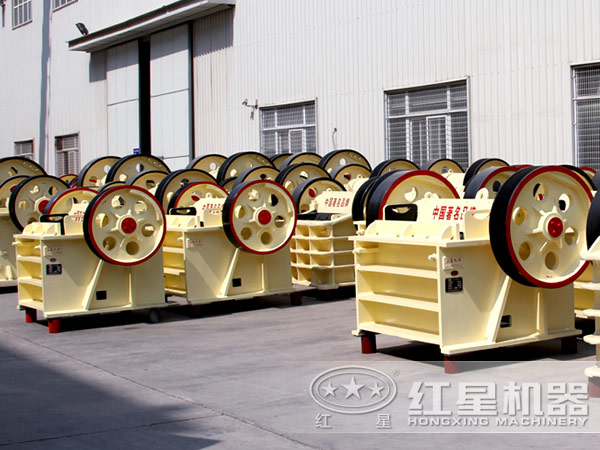 青石破碎機設(shè)備圖