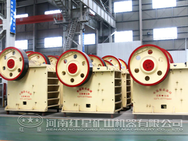 顎式破碎機(jī)車(chē)間6