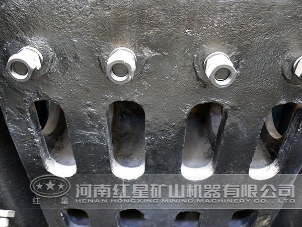 硼礦破碎機(jī)細(xì)節(jié)圖