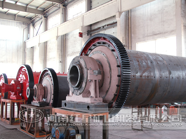 高產(chǎn)節(jié)能球磨機半成品