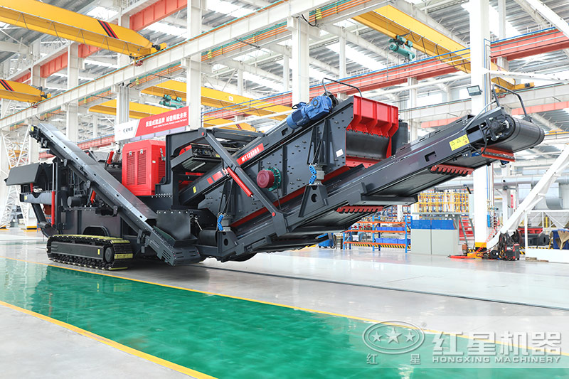 履帶配置移動(dòng)大塊石頭破碎站