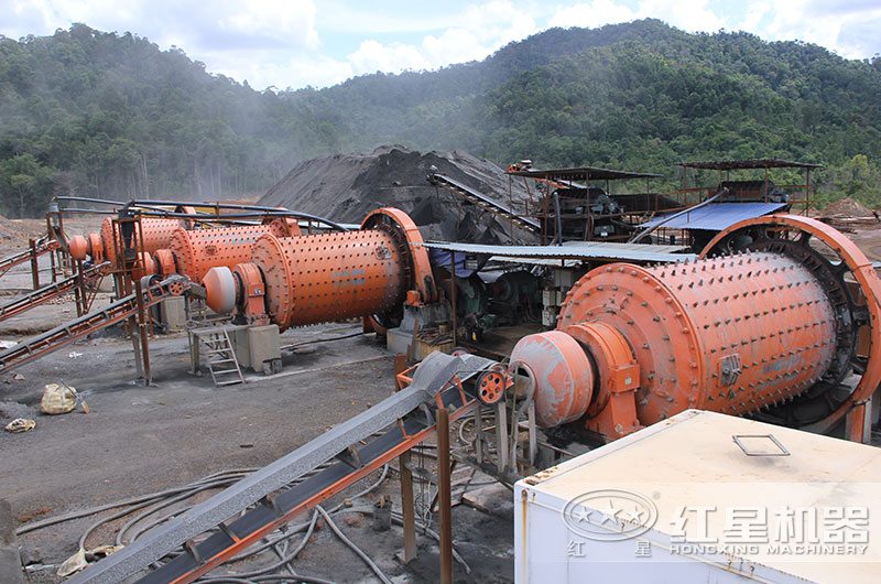 大型水泥球磨機(jī)客戶(hù)案例現(xiàn)場(chǎng)3