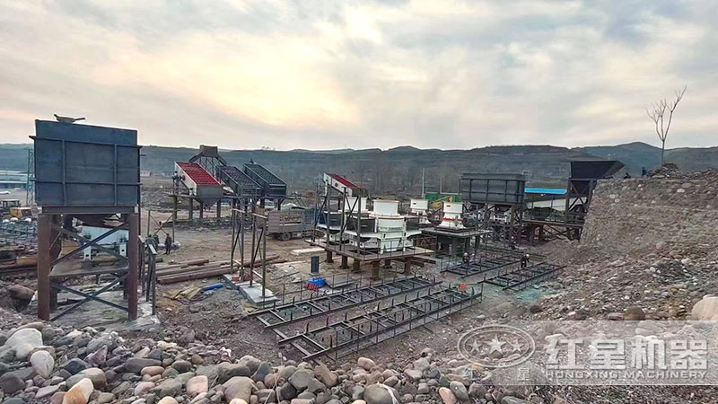 大型時(shí)產(chǎn)500噸砂石制砂生產(chǎn)線客戶現(xiàn)場