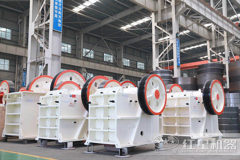 一條時產(chǎn)量300噸碎石生產(chǎn)線用912鄂破行嗎？出料粒度多少（附現(xiàn)場）