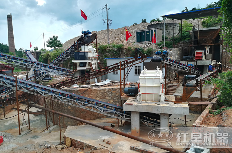 鄂破+反擊破+沖擊式制砂機(jī)