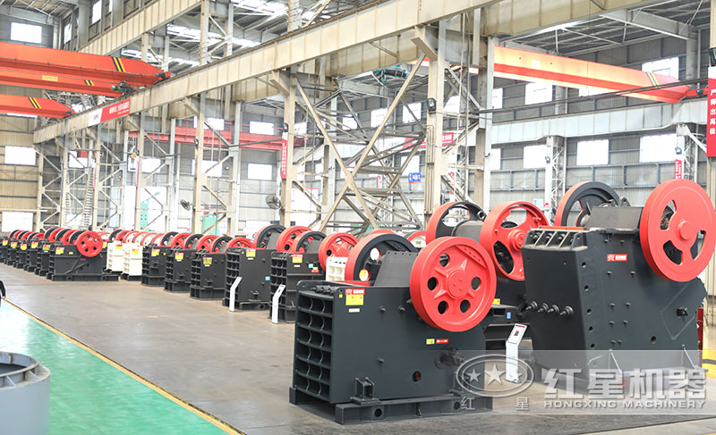 1215破碎機(jī)配多大電動(dòng)機(jī)_每小時(shí)產(chǎn)能多少噸