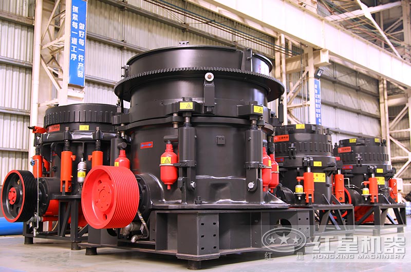 HP400圓錐破碎機(jī)圖片