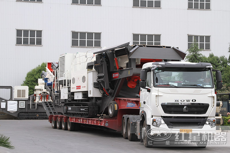 紅星機(jī)器移動石頭打沙機(jī)發(fā)貨了