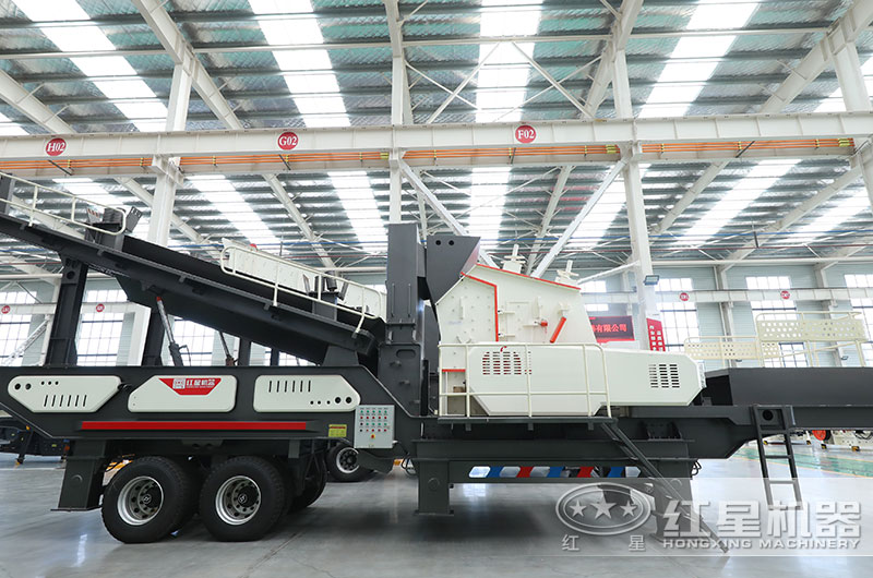 移動(dòng)破碎機(jī)圖片