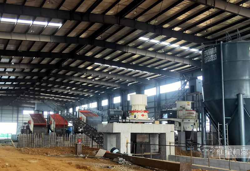 生產(chǎn)機(jī)制砂設(shè)備客戶安裝現(xiàn)場(chǎng)