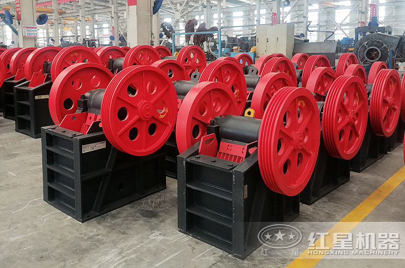 顎式小型礦山破碎機(jī)圖片