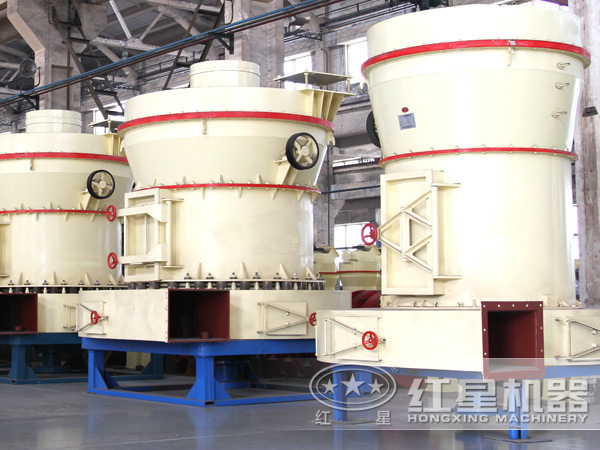 葉臘石磨粉機側(cè)面實拍展示圖