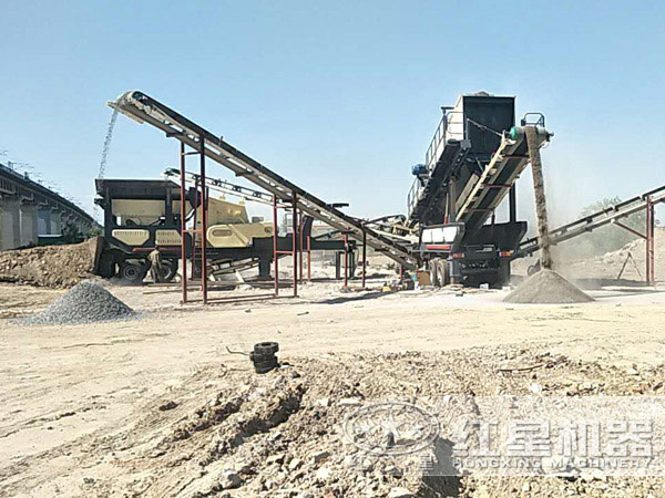 小型車載移動(dòng)破碎站現(xiàn)場(chǎng)實(shí)拍