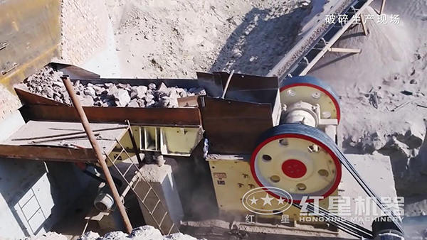 69顎式破碎機工作現(xiàn)場視頻細節(jié)實拍