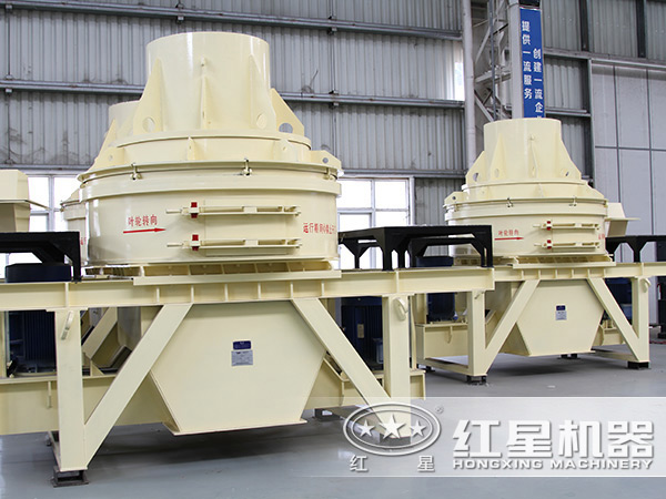 重晶石制砂機(jī)車間實拍