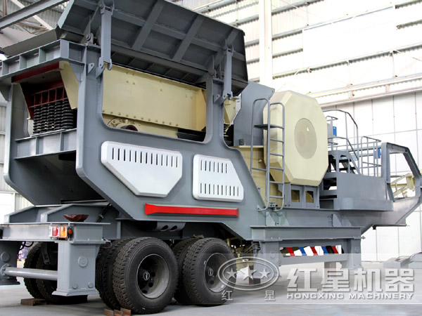 移動(dòng)破碎站車(chē)間實(shí)拍