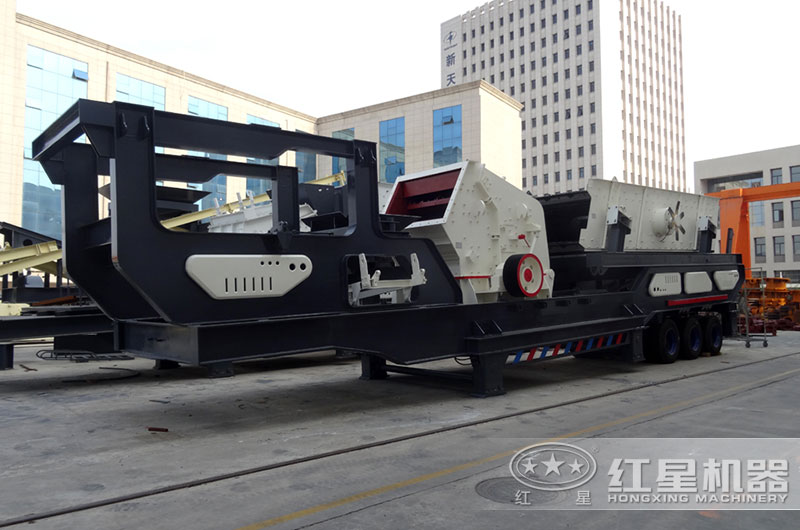 公路用移動式石子破碎機(jī)現(xiàn)場實拍