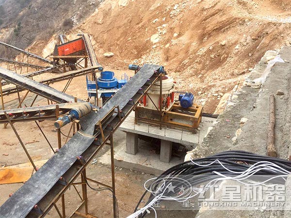 制砂機(jī)工作現(xiàn)場(chǎng)圖