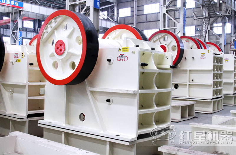 顎式破碎機(jī)車間