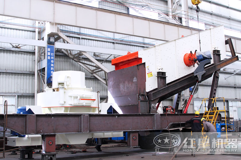 移動破碎制砂機(jī)車間