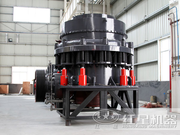 時(shí)產(chǎn)300噸復(fù)合型圓錐破碎機(jī)