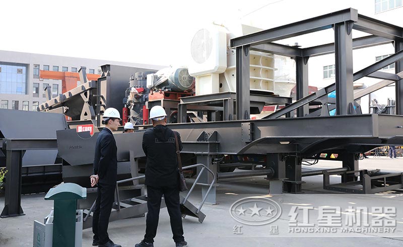 客戶來(lái)廠考察試機(jī)