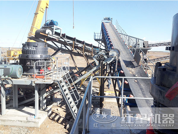 圓錐破碎機(jī)生產(chǎn)現(xiàn)場1