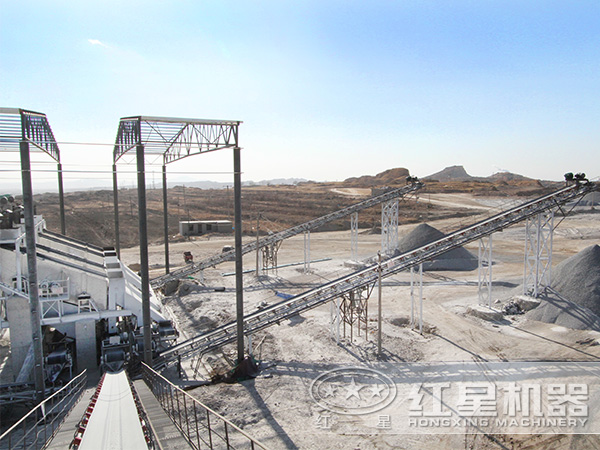 機(jī)制砂生產(chǎn)現(xiàn)場(chǎng)