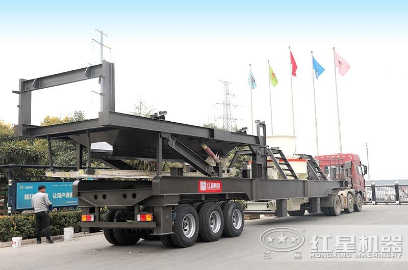 移動破碎篩沙一體機(jī)發(fā)貨進(jìn)行中