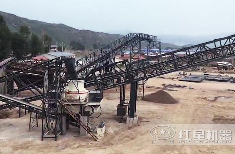 沖擊式制砂、整形機(jī)工作現(xiàn)場(chǎng)