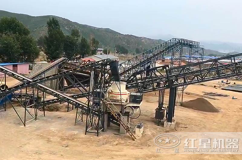 節(jié)能環(huán)保型石頭制砂機(jī)現(xiàn)場實(shí)拍