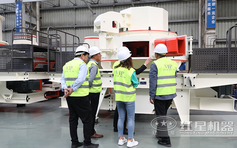 制砂機(jī)車(chē)間