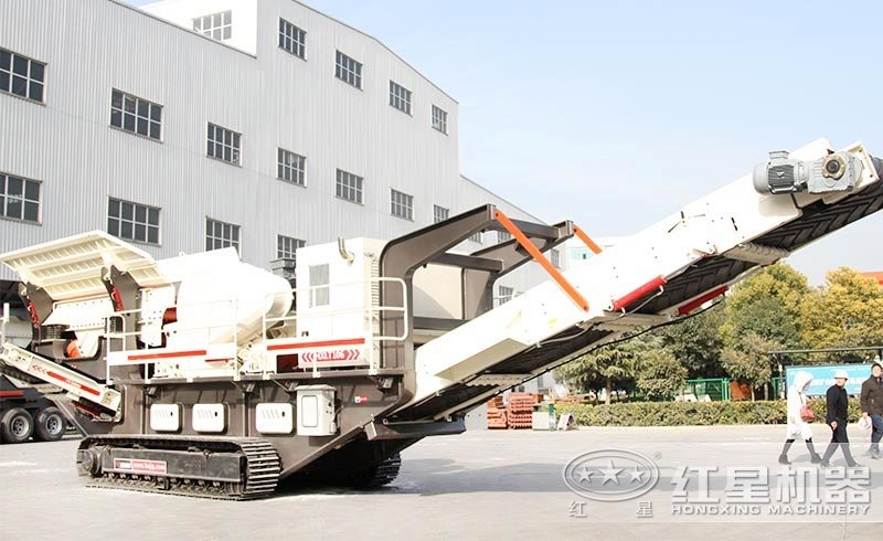 鄂破履帶移動破碎機(jī)設(shè)備