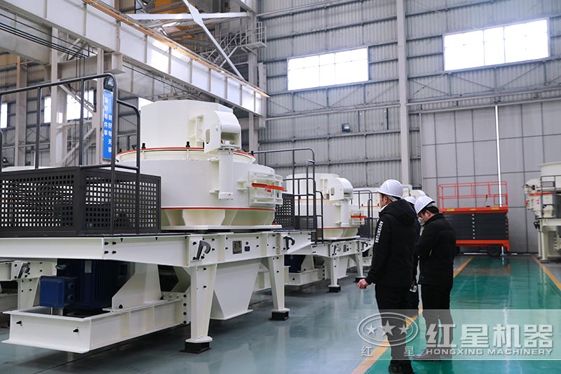 客戶(hù)來(lái)場(chǎng)參觀制砂機(jī)