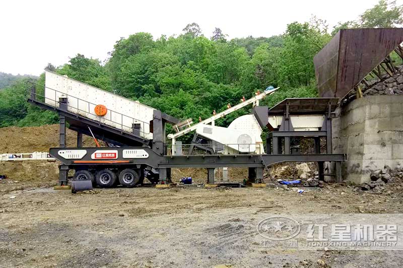 三合一移動錘式破碎機安裝現(xiàn)場