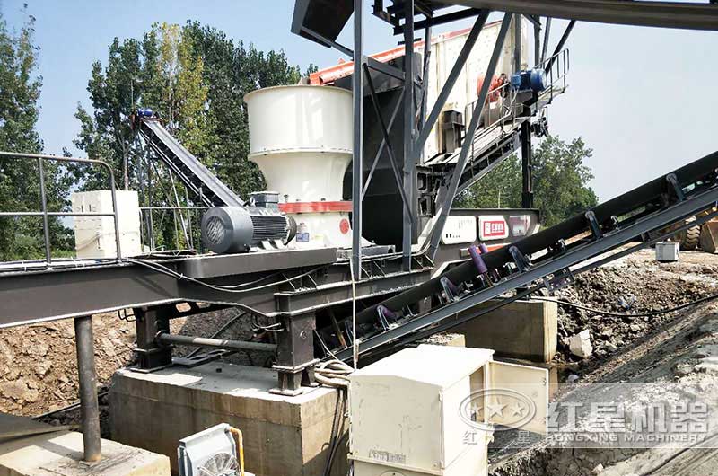 武漢移動單缸圓錐破碎機安裝現(xiàn)場