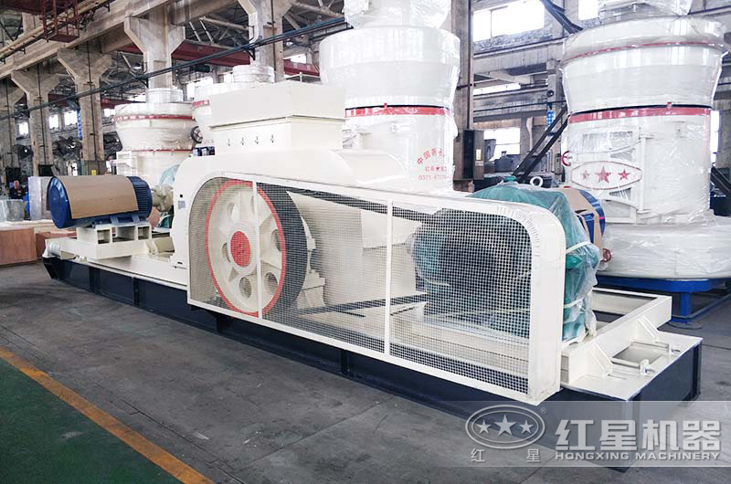 對輥破碎機車間實拍