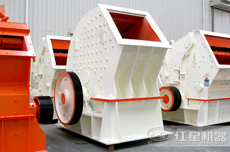 PCZ重錘式破碎機(jī)-外形高瘦，效率高