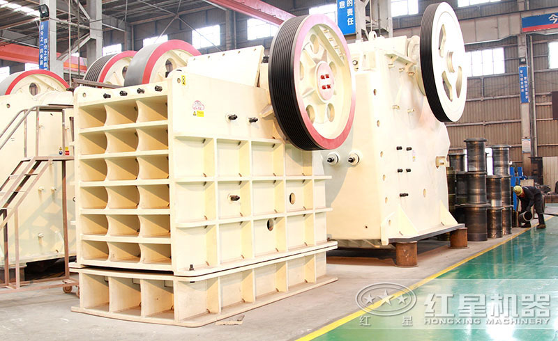 HD125型號顎式破碎機(jī)