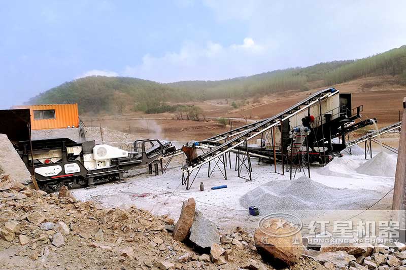 方案一經(jīng)過改進(jìn)后的移動作業(yè)設(shè)備