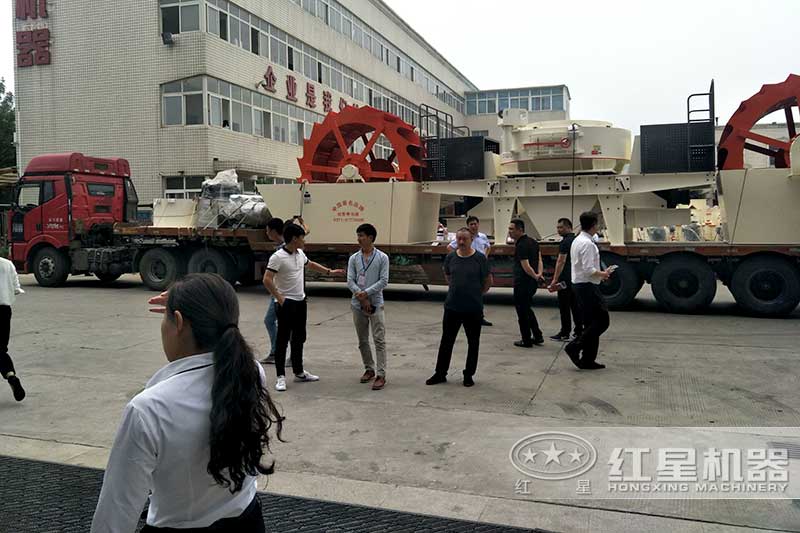 紅星機(jī)制砂生產(chǎn)線客戶直發(fā)
