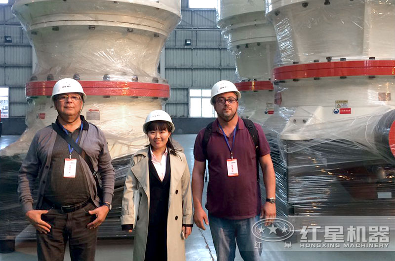 客戶(hù)來(lái)訪(fǎng)紅星車(chē)間考察