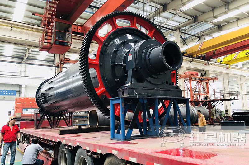 球磨機發(fā)貨現(xiàn)場