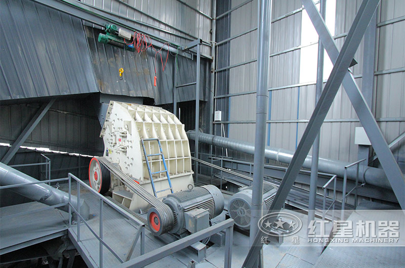 PCZ1716重錘式破碎機(jī)